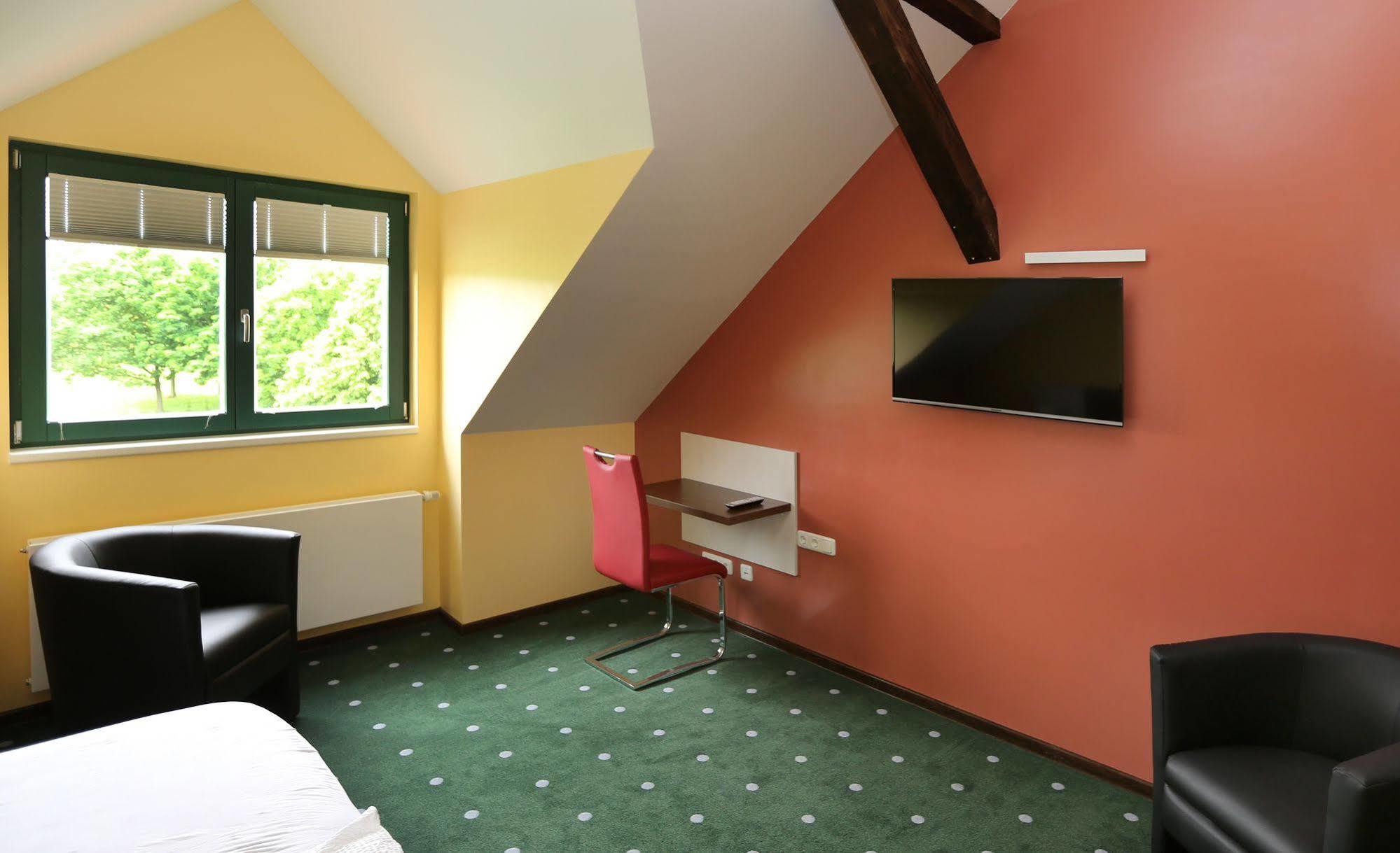 Apartments Golfpark Schlossgut Sickendorf Lauterbach Eksteriør billede