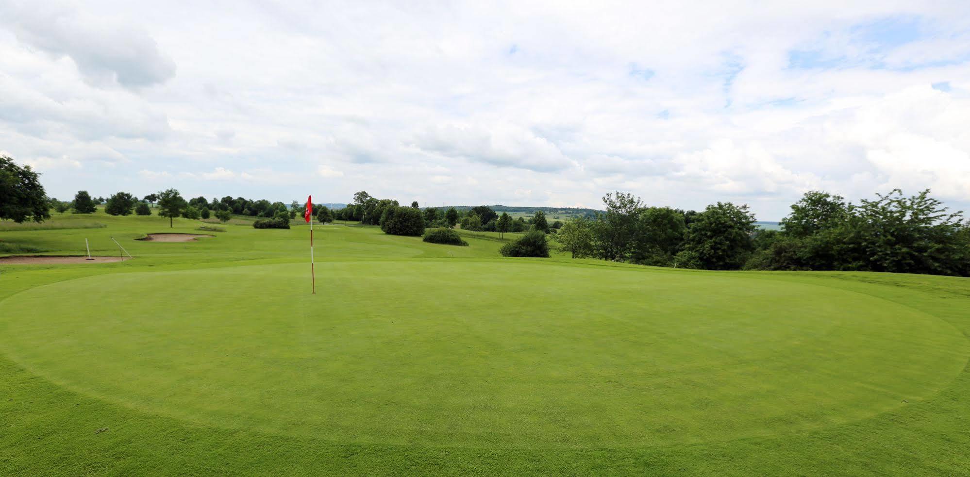 Apartments Golfpark Schlossgut Sickendorf Lauterbach Eksteriør billede